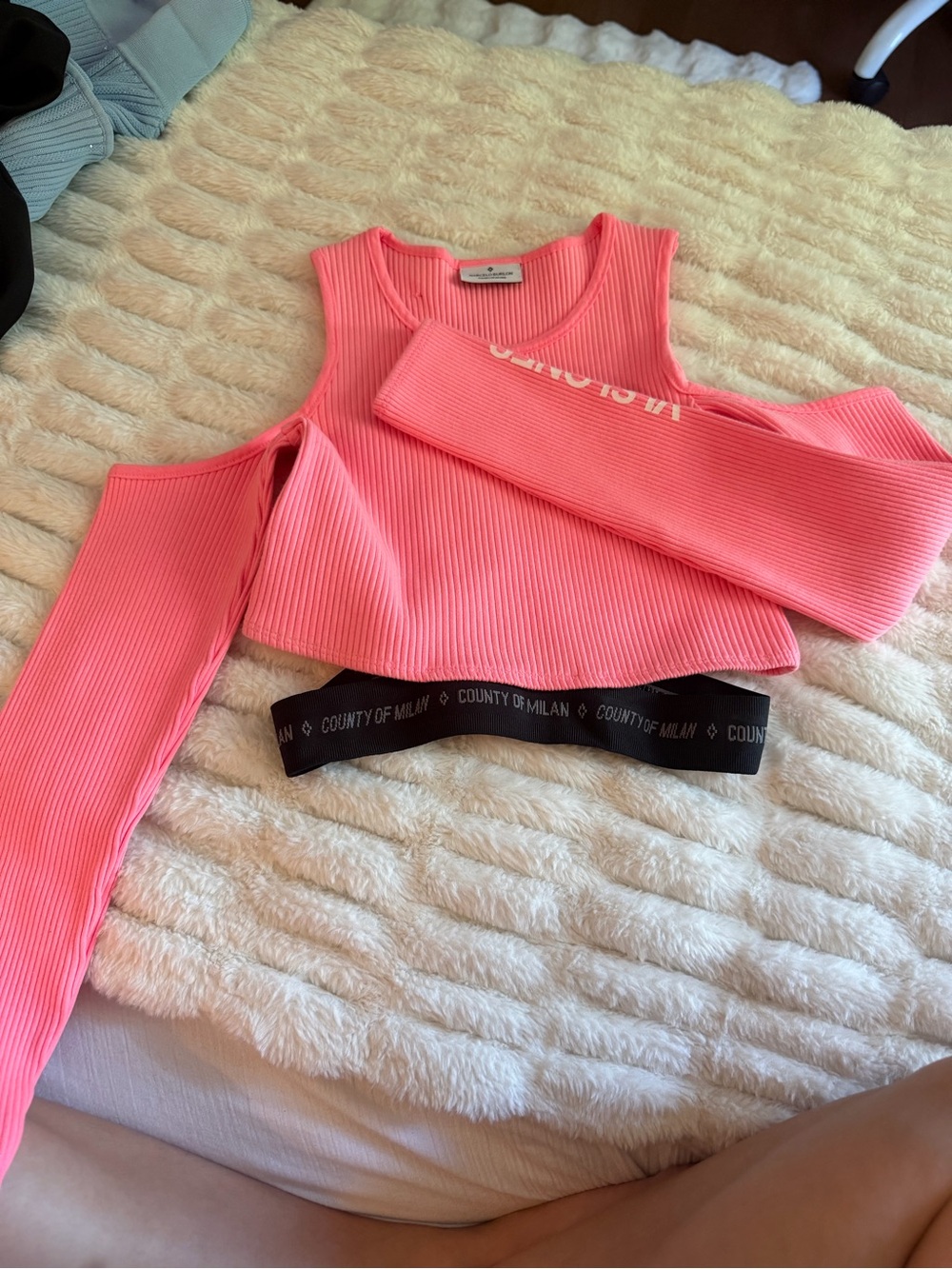 Marcelo Burlon County of Milan SS19 Pink Ribbed Cut-Out Crop Top Size Small